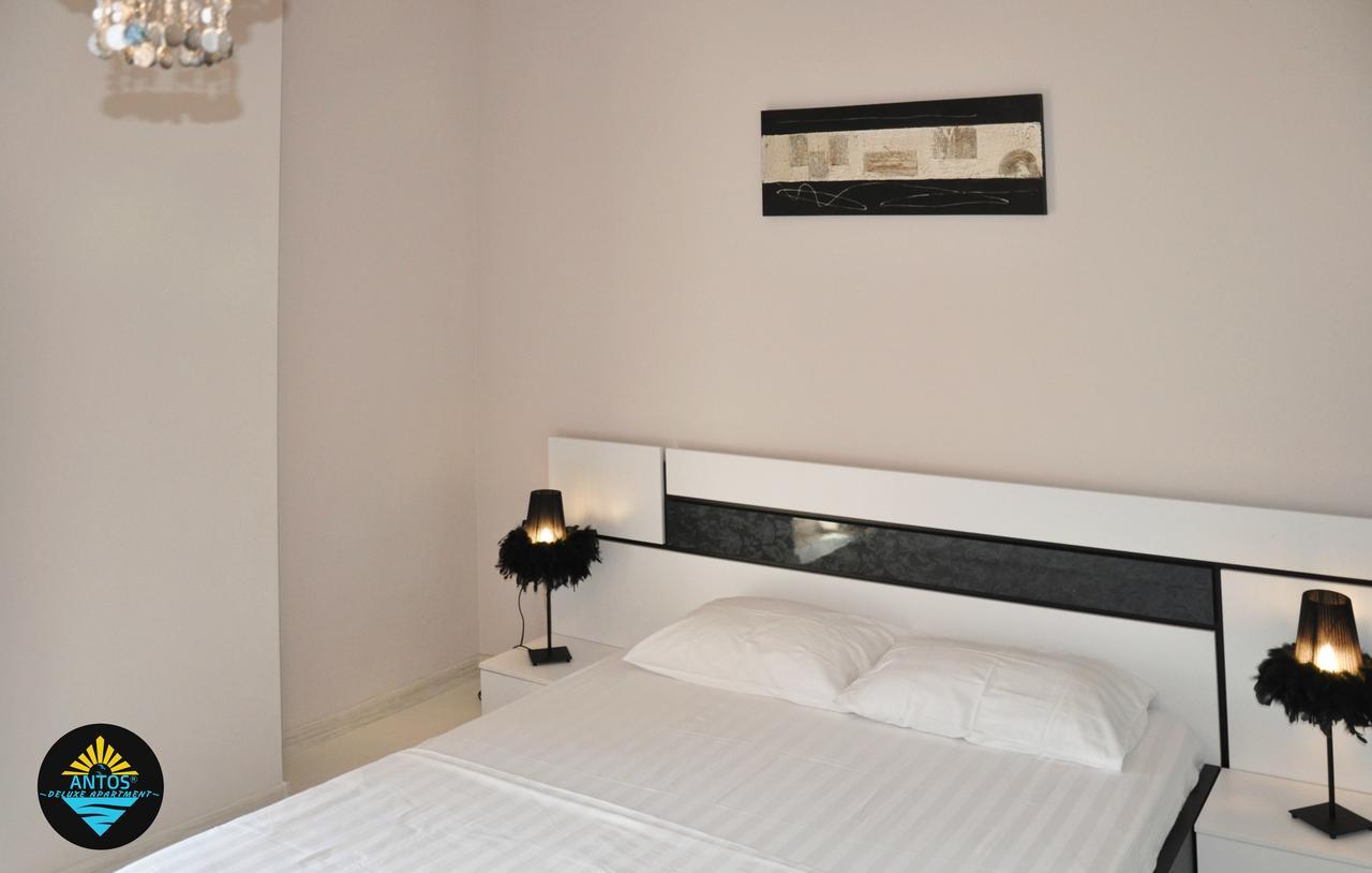 Antos Deluxe Apartment Constanta Exterior photo